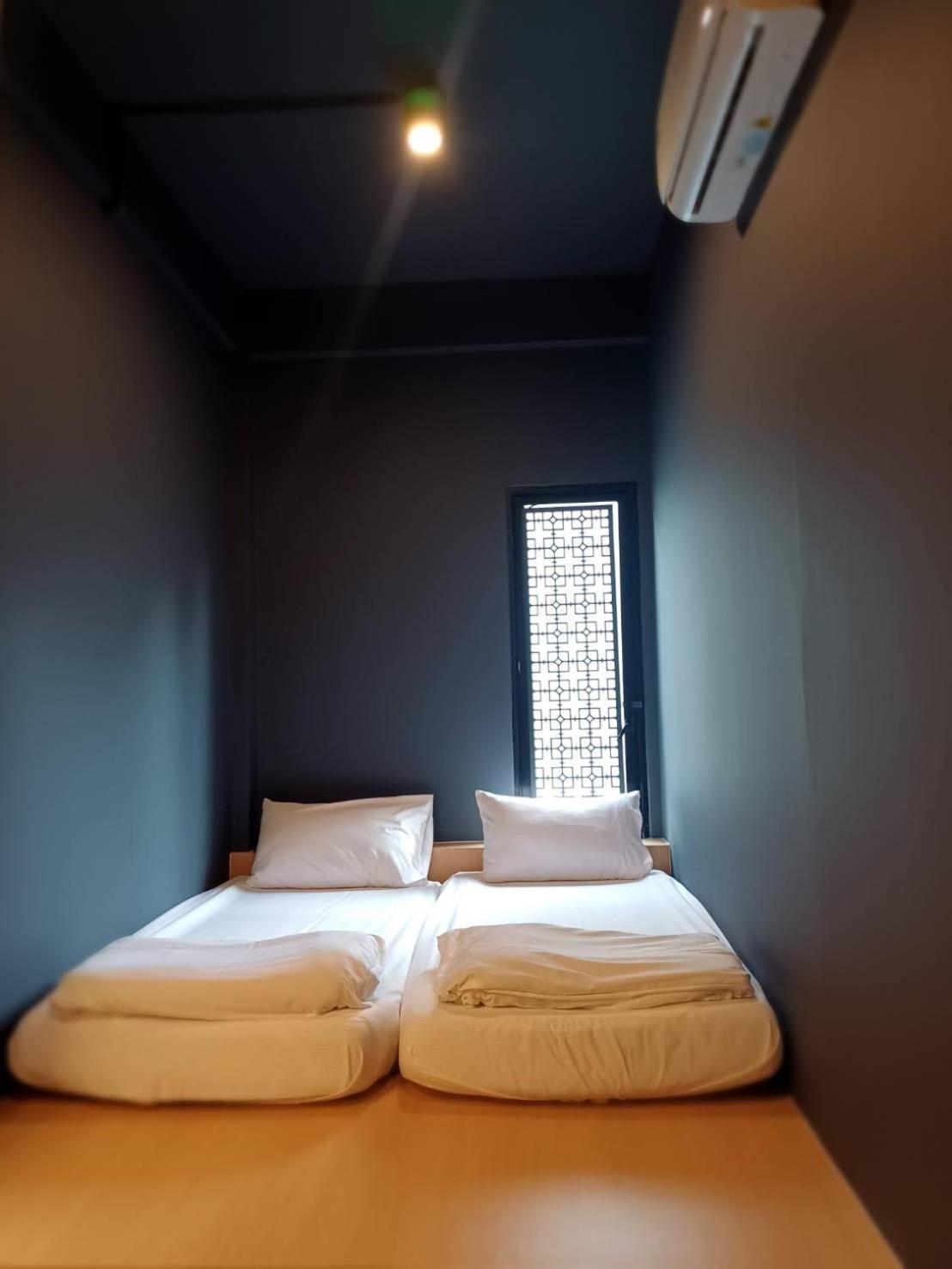 Cloud On Saladaeng Silom Hostel Bangkok Kültér fotó